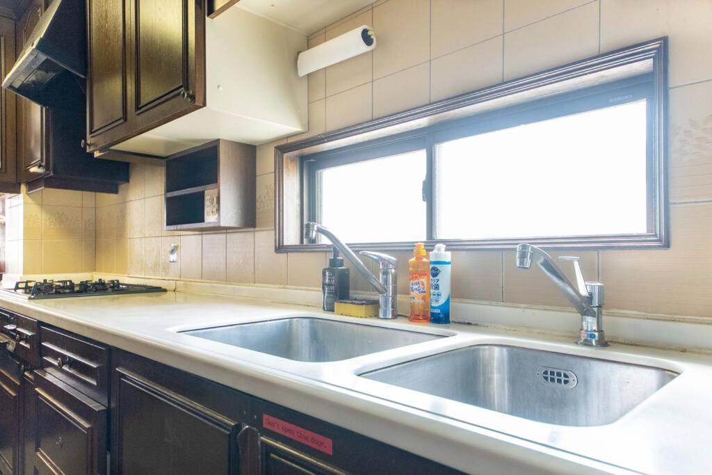 Apartamento Sanacion Motomachi 7 なんばで150平米の広々空間 最大14名 Netflix見れます Osaka Exterior foto